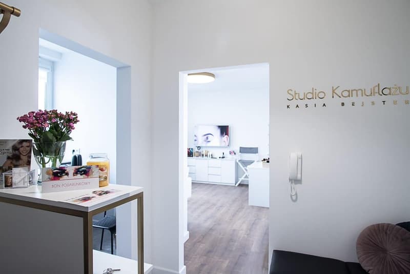 Wizażystki i Stylistki Studio Kamuflażu - fryzjer damski i studio makijażu we Wrocławiu w Wrocław