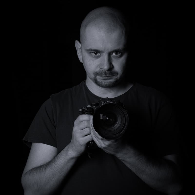 Fotografowie Kadrem Pisane - Fotografia Aleksander Jovičić w Wrocław