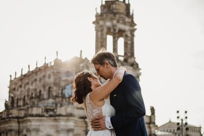 Fotograf MUCHA ART FOTOGRAFIA I FILM Fotografia ślubna. Fotograf chrzest, komunia, studniówka, sesje świąteczne w legnica