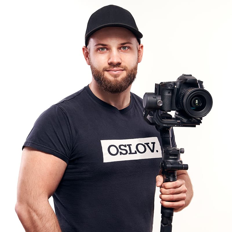 Fotografowie OSLOV. Studio - Fotografia i Produkcja Video Olsztyn w Olsztyn