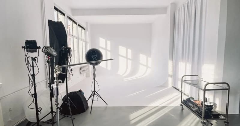 Studia Fotograficzne SPOT Studio - Studio fotograficzne na Wynajem Wrocław w Wrocław